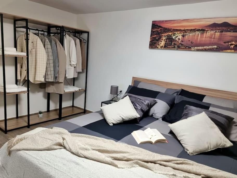 Casa Comoda E Centrale In Quartiere Storico Di Napoli 外观 照片