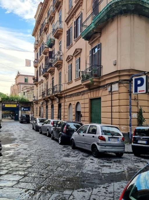 Casa Comoda E Centrale In Quartiere Storico Di Napoli 外观 照片