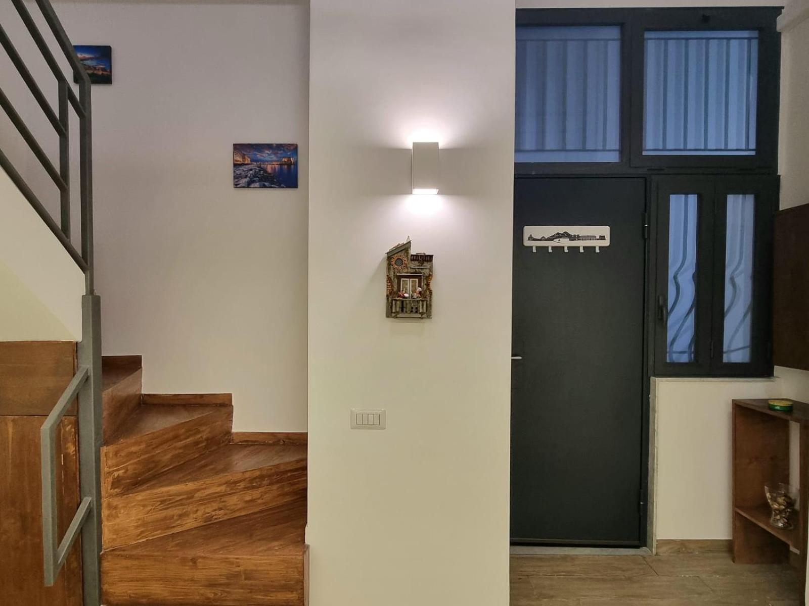 Casa Comoda E Centrale In Quartiere Storico Di Napoli 外观 照片